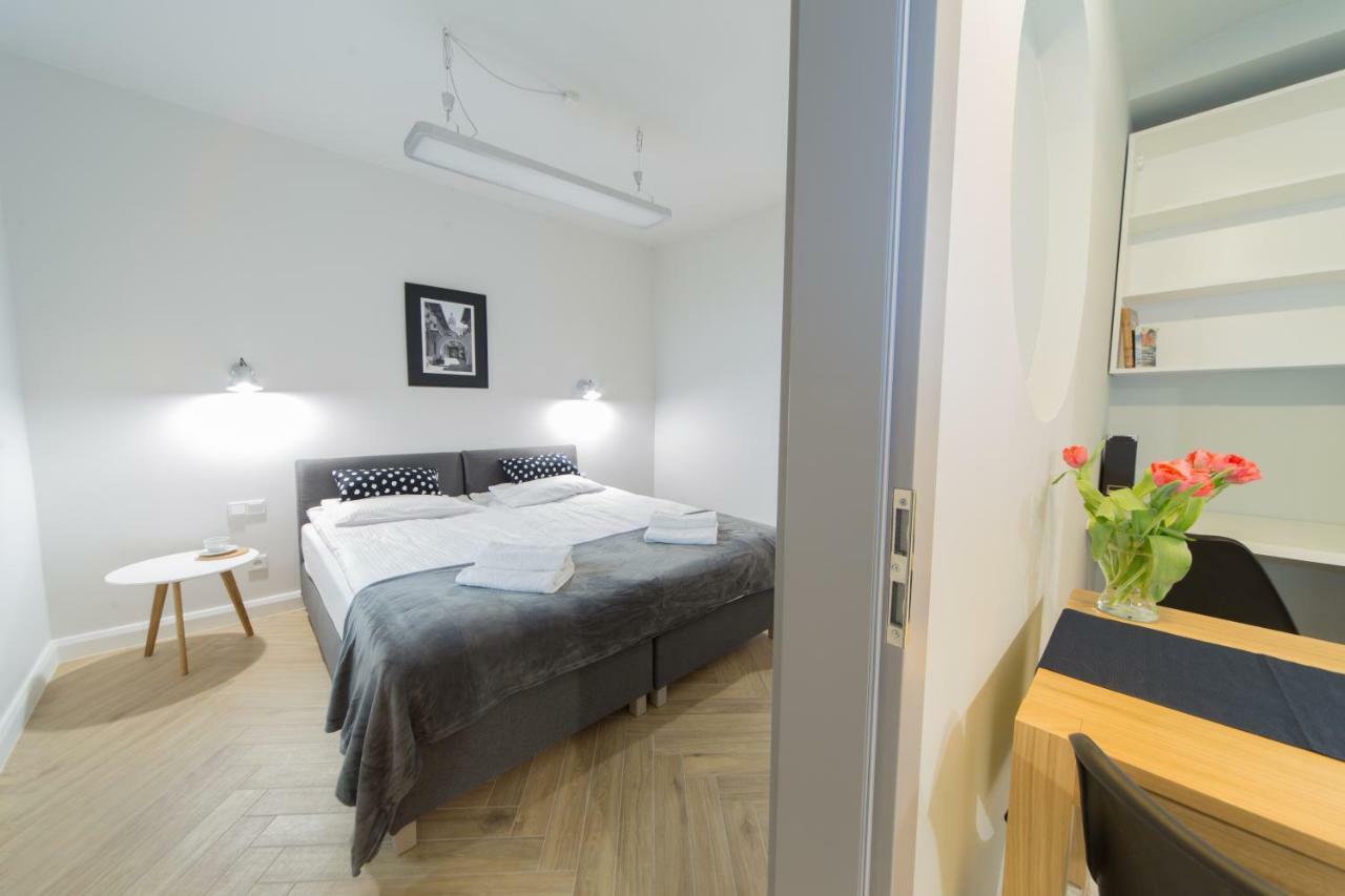 M5 Main Square Stylish One Bedroom Kraków Exteriör bild